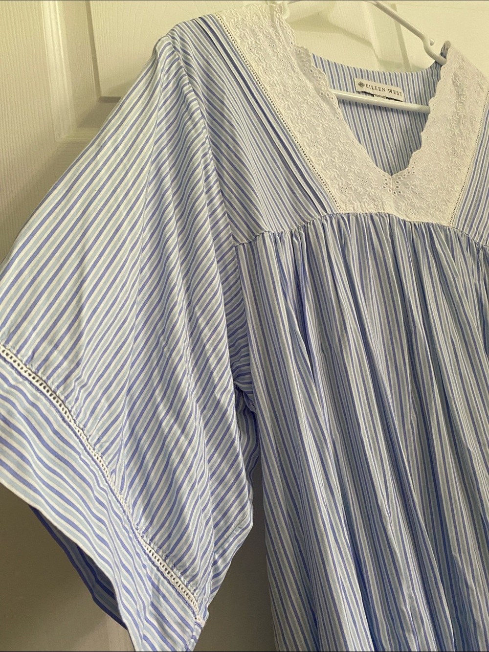 Eileen West Light Blue & White Striped Cotton Nightgown with Lace V-Neck - Picture 4 of 8